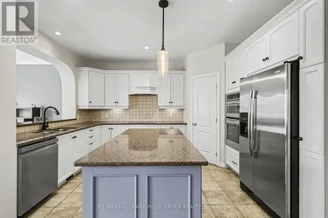 1878 Montmere Avenue Ottawa ON K4A 0L7