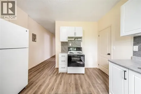 770-794 Langlois Avenue Windsor ON N8Y 4V1