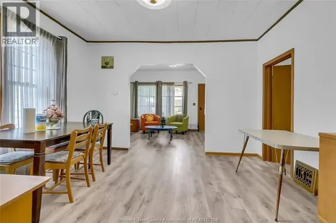 383 Mcewan Windsor ON N9B 2E5