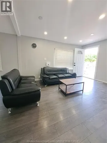 1621 California Avenue Windsor ON N9B 3A4