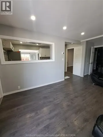 1621 California Avenue Windsor ON N9B 3A4