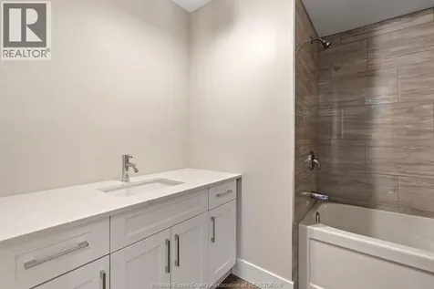 157 Fairview Avenue East Essex ON N8M 2R3
