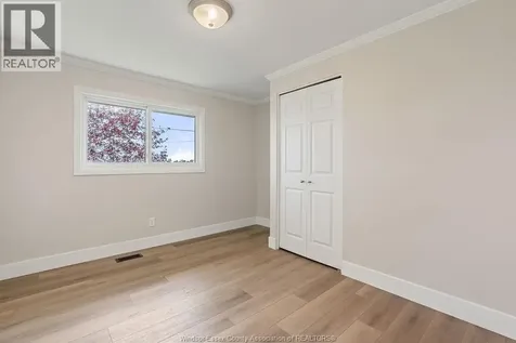 157 Fairview Avenue East Essex ON N8M 2R3