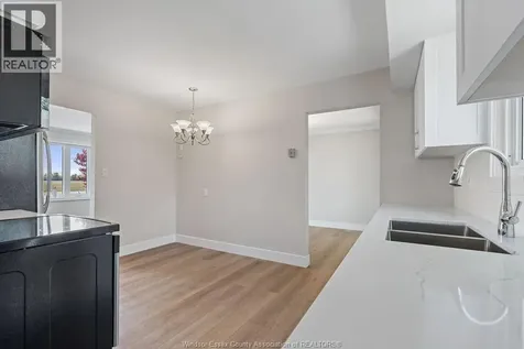 157 Fairview Avenue East Essex ON N8M 2R3