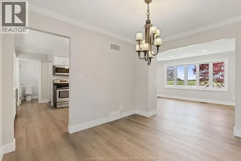 157 Fairview Avenue East Essex ON N8M 2R3