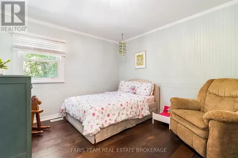 2087 Rumney Road Tay ON L4R 4K3