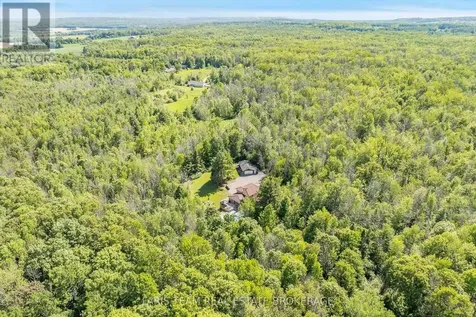 2087 Rumney Road Tay ON L4R 4K3