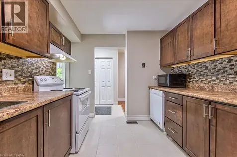 120 Ralgreen Crescent Kitchener ON N2M 1T9