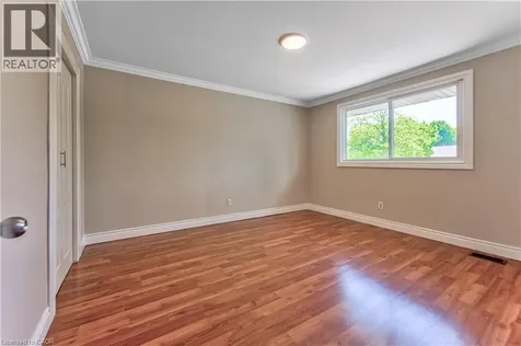120 Ralgreen Crescent Kitchener ON N2M 1T9