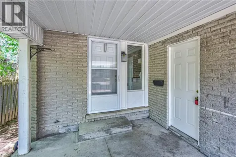 120 Ralgreen Crescent Kitchener ON N2M 1T9