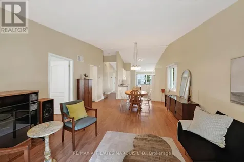 136 Fourth Street East Cornwall ON K6H 2H9