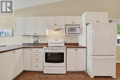 136 Fourth Street East Cornwall ON K6H 2H9