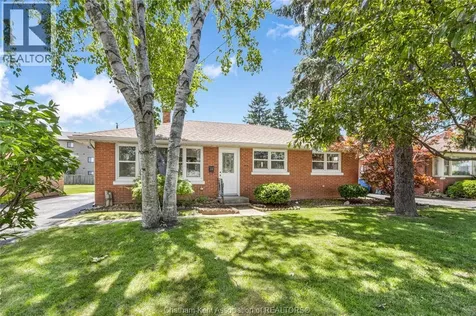 24 Galbraith Street Chatham ON N7L 3X7