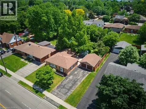 22 Dunsdon Street Brantford ON N3R 3J3