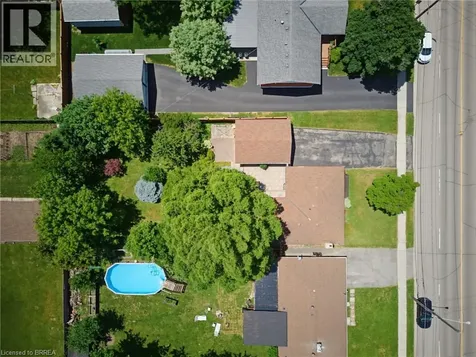 22 Dunsdon Street Brantford ON N3R 3J3