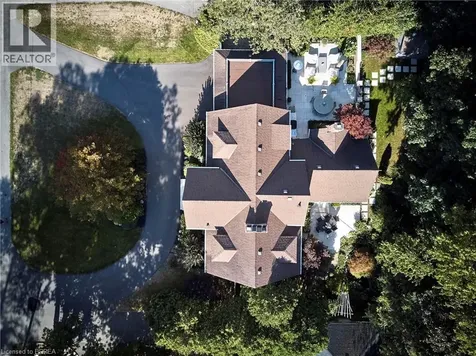 19 Inwood Drive Brantford ON N3T 5J5