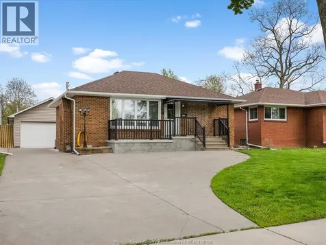 840 Rossini Boulevard Windsor ON N8Y 2Z3