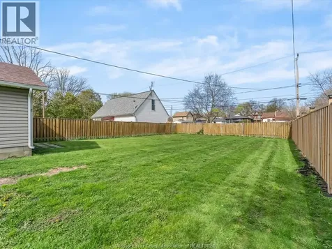 840 Rossini Boulevard Windsor ON N8Y 2Z3