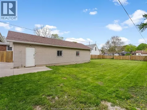 840 Rossini Boulevard Windsor ON N8Y 2Z3