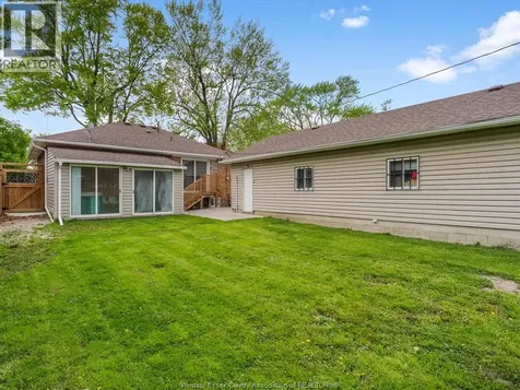 840 Rossini Boulevard Windsor ON N8Y 2Z3