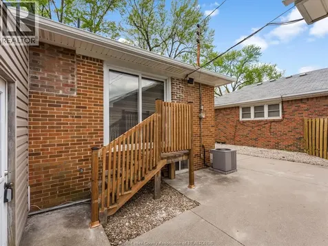 840 Rossini Boulevard Windsor ON N8Y 2Z3