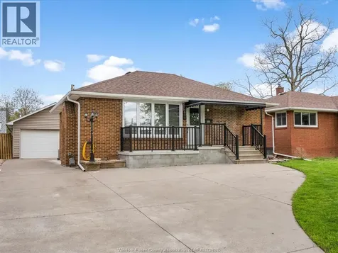 840 Rossini Boulevard Windsor ON N8Y 2Z3