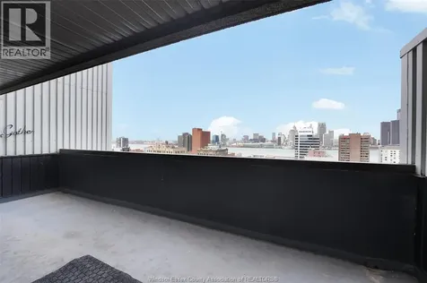 380 Pelissier Windsor ON N9A 6V7