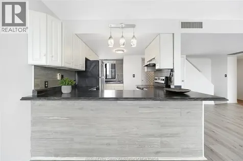 380 Pelissier Windsor ON N9A 6V7