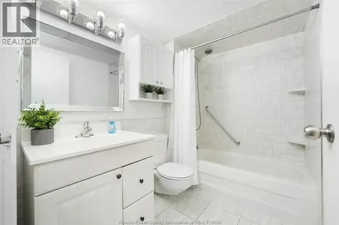 380 Pelissier Windsor ON N9A 6V7