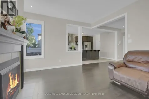 906 Whimbrel Way Ottawa ON K2J 6C5