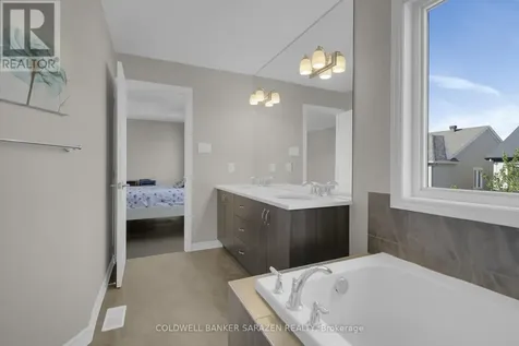 906 Whimbrel Way Ottawa ON K2J 6C5