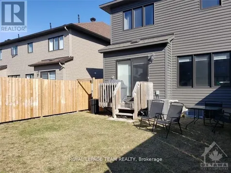 139 Sweetwater Lane Ottawa ON K2T 0L3