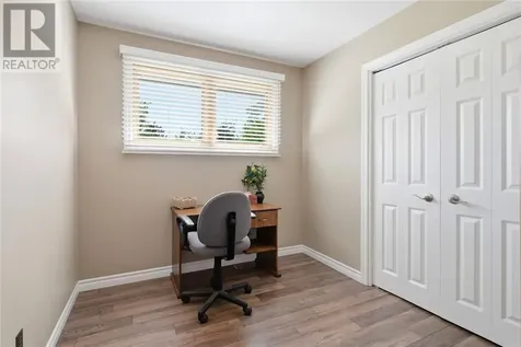 15 Macmillan Falconbridge ON P0M 1S0