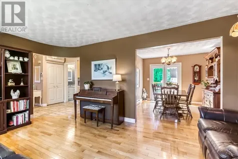 1119 Woodbine Avenue Sudbury ON P3A 2L8