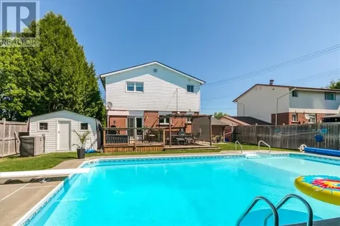 1119 Woodbine Avenue Sudbury ON P3A 2L8