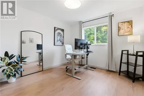 121 Third Avenue Lively ON P3B 3B7