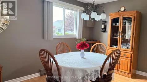 303 Waterloo Street Saugeen Shores ON N0H 2C1