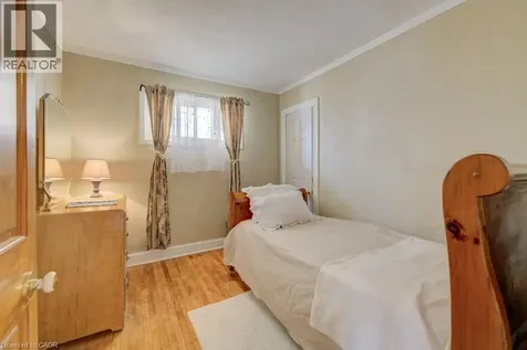 458 Upper Wentworth Street Hamilton ON L9A 4T7