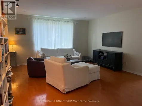448 Green Avenue Ottawa ON K1M 1K9
