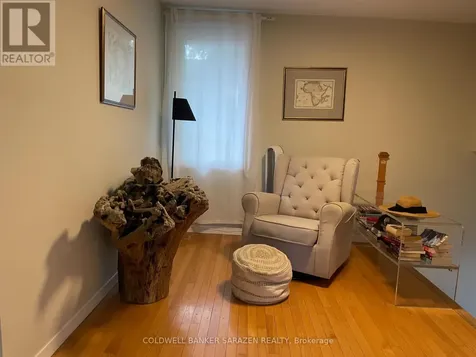 448 Green Avenue Ottawa ON K1M 1K9