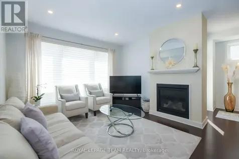 725 Capricorn Circle Ottawa ON K4M 0J4