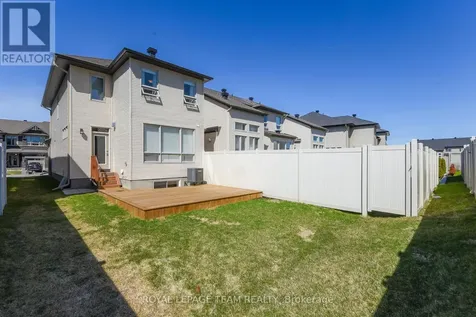 725 Capricorn Circle Ottawa ON K4M 0J4