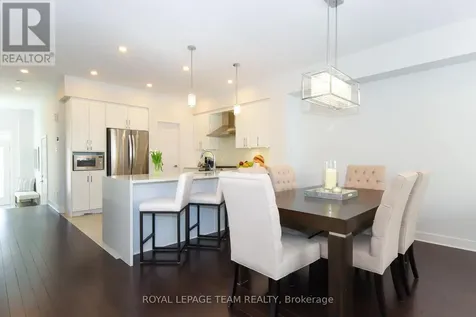 725 Capricorn Circle Ottawa ON K4M 0J4