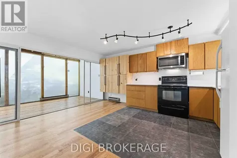 332 Iona Street Ottawa ON K1Z 8R2