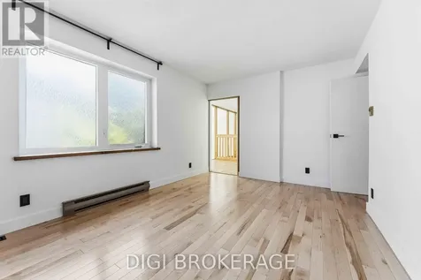 332 Iona Street Ottawa ON K1Z 8R2