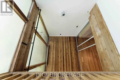332 Iona Street Ottawa ON K1Z 8R2