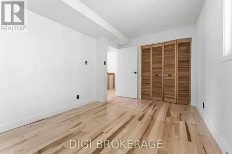 332 Iona Street Ottawa ON K1Z 8R2