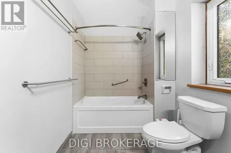 332 Iona Street Ottawa ON K1Z 8R2