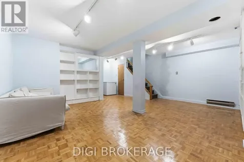 332 Iona Street Ottawa ON K1Z 8R2