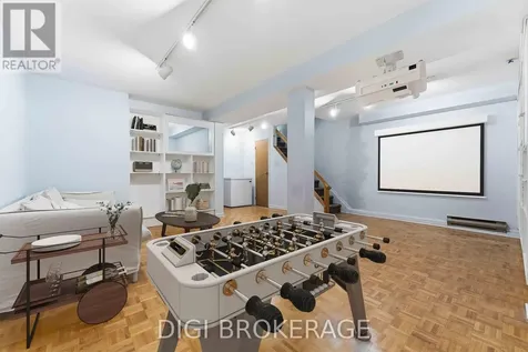 332 Iona Street Ottawa ON K1Z 8R2
